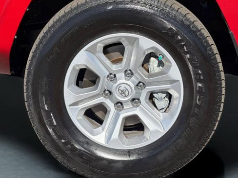 Used 2021 Toyota 4Runner SR5 image 30