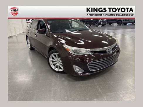 Used 2014 Toyota Avalon Limited FWD image 1