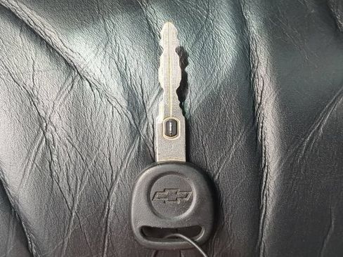 Used 2001 Chevrolet Corvette Z06 w/ Memory Pkg RWD image 29