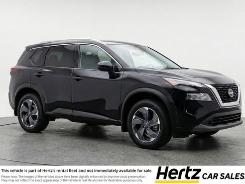 Used 2025 Nissan Rogue SV image 1