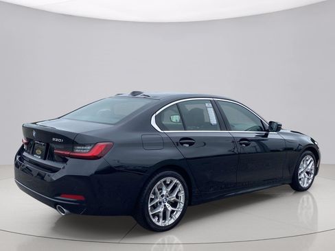 Used 2026 BMW 330i Sedan RWD image 2