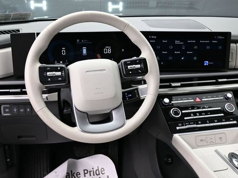 Used 2025 Hyundai Santa Fe SE image 31