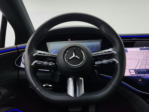 Certified 2023 Mercedes-Benz EQS 580 4MATIC Sedan image 31