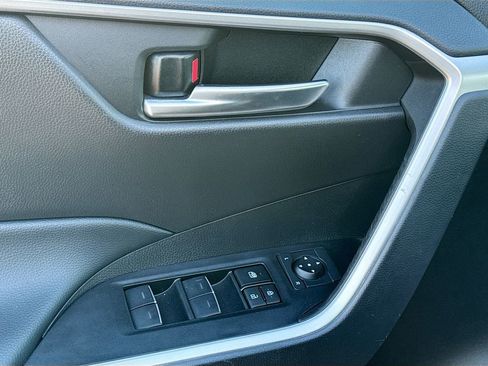 Used 2024 Toyota RAV4 XLE Premium image 22