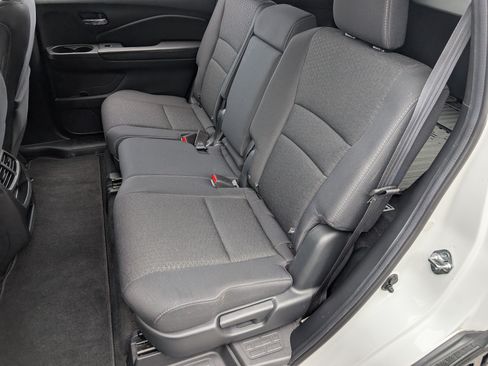 Used 2021 Honda Passport Sport image 17