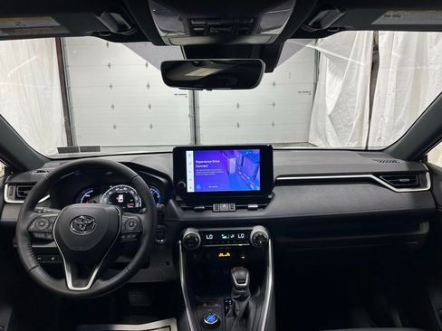 Used 2025 Toyota RAV4 XSE w/ Weather Package image 43
