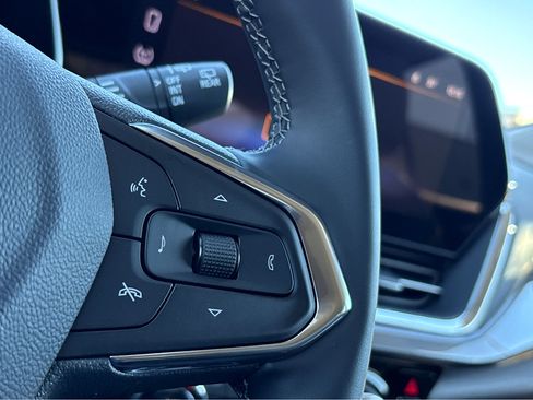 New 2025 Chevrolet Trax ACTIV image 16