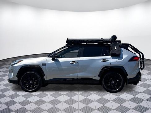 Used 2022 Toyota RAV4 XSE AWD/4WD image 2