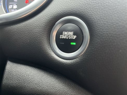 Used 2024 Chevrolet Malibu LT image 17