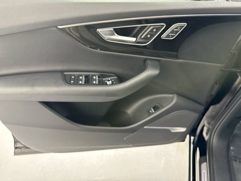 Used 2018 Audi Q7 3.0T Prestige w/ Prestige Package AWD/4WD image 26