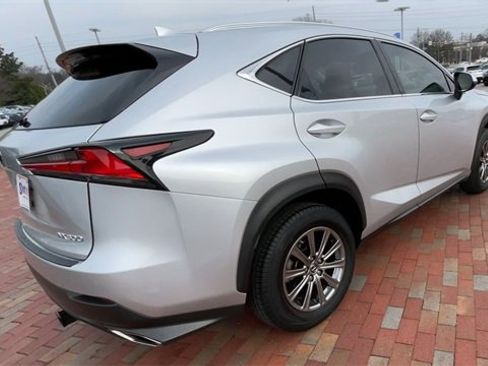 Used 2018 Lexus NX 300 FWD image 9