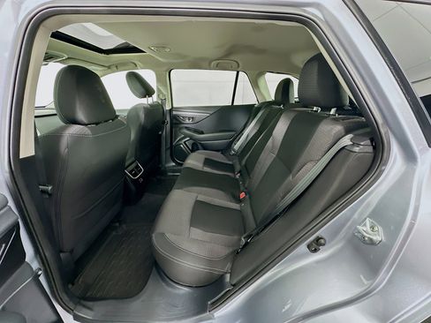 Used 2024 Subaru Outback Premium image 28