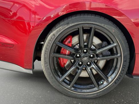 Used 2020 Ford Mustang Shelby GT500 w/ Technology Package image 21