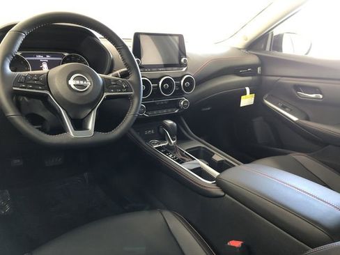 Certified 2025 Nissan Sentra SR w/ SR Premium Package image 17