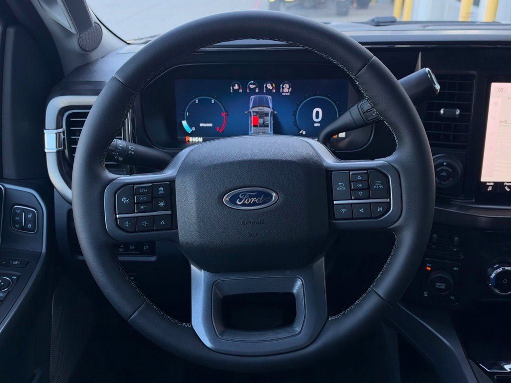 New 2026 Ford F350 Lariat w/ Black Appearance Package AWD/4WD image 13