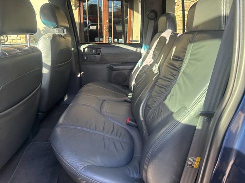 Used 2002 GMC Sonoma SLS w/ Marketing Option Pkg image 9