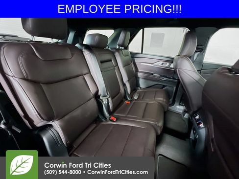 New 2026 Ford Explorer Platinum AWD/4WD image 17