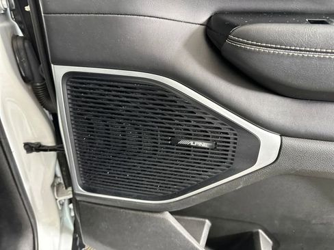 Used 2022 Jeep Wagoneer Series II w/ Premium Group I image 28