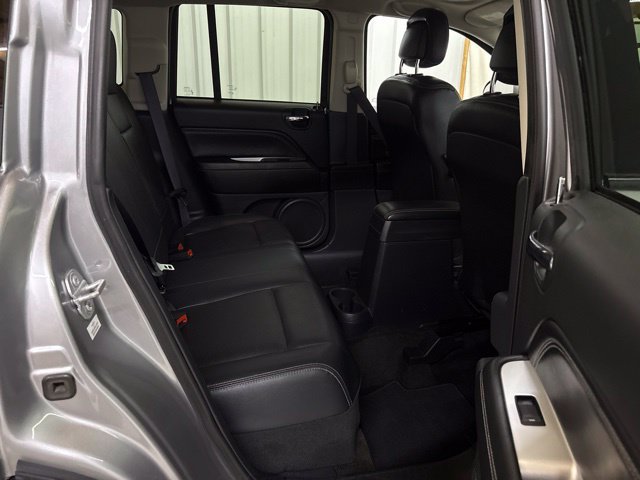 Used 2016 Jeep Compass High Altitude FWD image 16