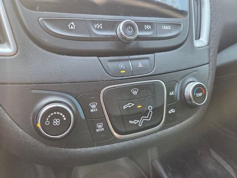 Used 2020 Chevrolet Malibu RS FWD image 15