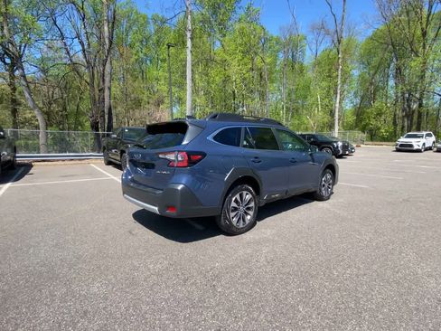 Used 2024 Subaru Outback Limited AWD/4WD image 11