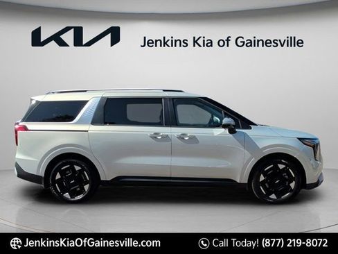 New 2026 Kia Carnival EX FWD image 2