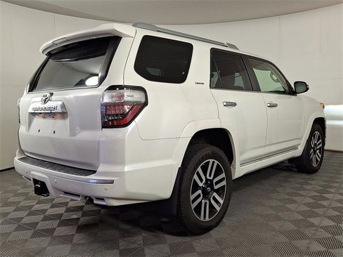 Used 2021 Toyota 4Runner Limited image 9