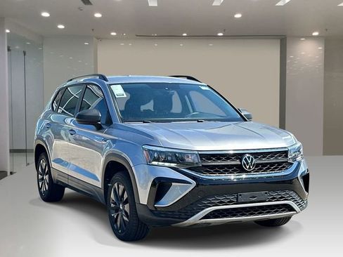 Used 2023 Volkswagen Taos S FWD image 6