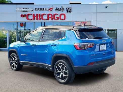 Certified 2025 Jeep Compass Limited AWD/4WD image 3