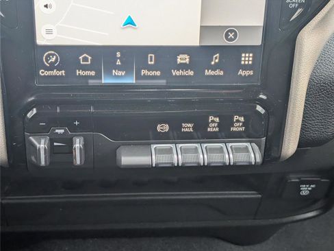 Used 2024 RAM 2500 Laramie AWD/4WD image 28