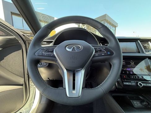 Used 2025 INFINITI QX50 Sport AWD/4WD image 21