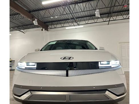 Used 2024 Hyundai Ioniq 5 Limited RWD image 3