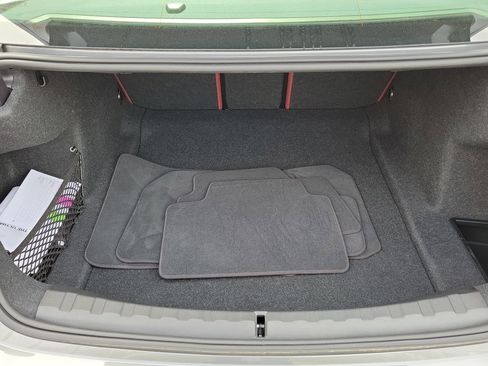 Used 2025 BMW 330i xDrive Sedan image 8