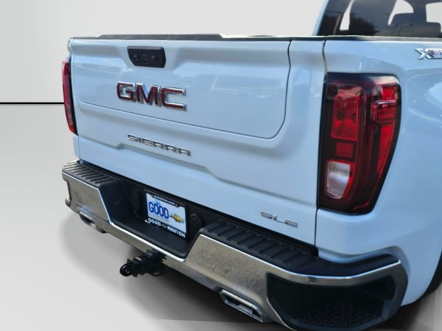 Used 2022 GMC Sierra 1500 SLE w/ X31 Off-Road Package AWD/4WD image 15