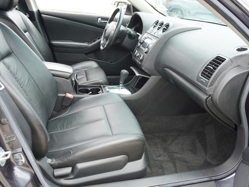 Used 2011 Nissan Altima 3.5 SR w/ 3.5SR Premium Pkg FWD image 14