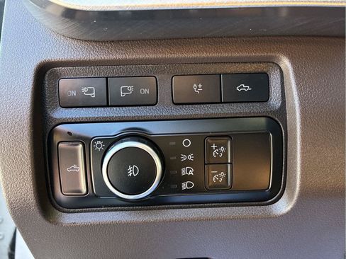 Used 2024 Ford F350 King Ranch AWD/4WD image 30