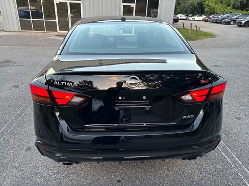 Used 2025 Nissan Altima 2.5 SR AWD/4WD image 8
