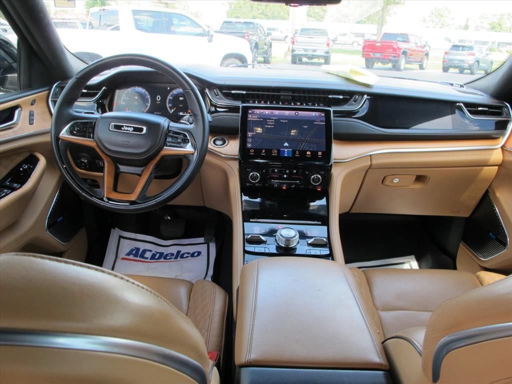 Used 2022 Jeep Grand Cherokee L Summit AWD/4WD image 23