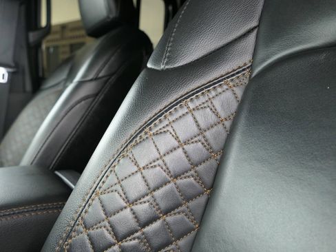 Used 2021 Jeep Wrangler Unlimited Sahara image 11