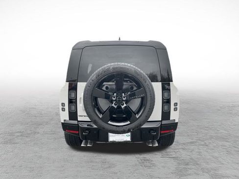 New 2026 Land Rover Defender 110 X-Dynamic SE AWD/4WD image 6