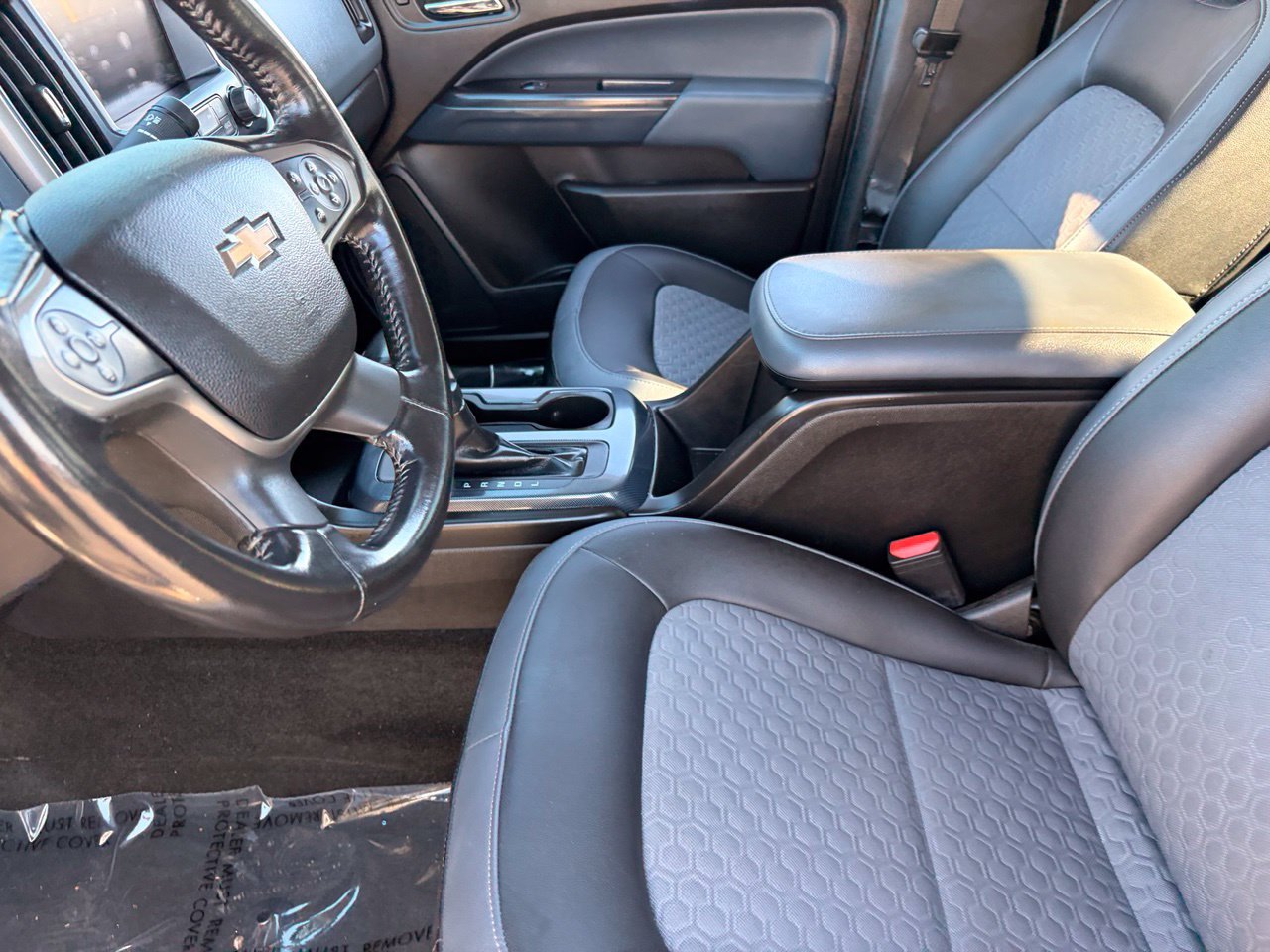 Used 2017 Chevrolet Colorado Z71 RWD image 18