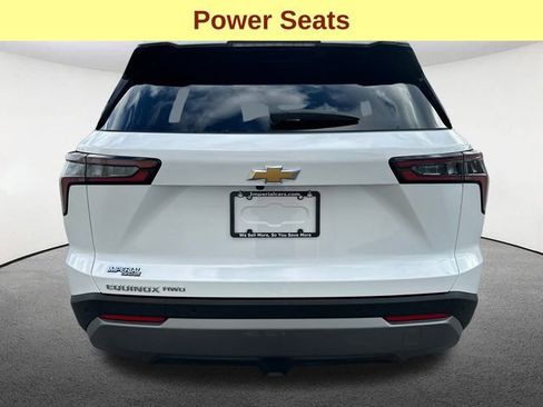 Used 2025 Chevrolet Equinox LT image 12