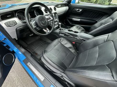 Used 2017 Ford Mustang Premium RWD image 17