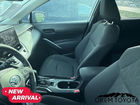 Used 2023 Toyota Corolla Cross LE FWD image 20