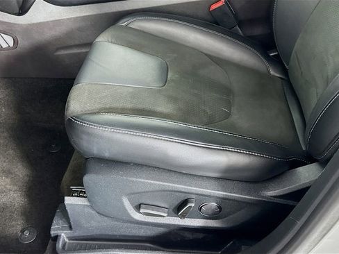 Used 2017 Ford Edge Sport w/ Technology Package image 25