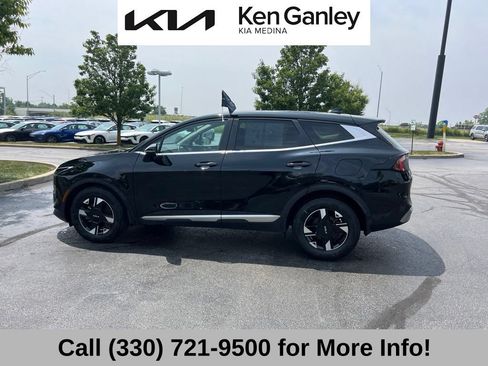 Certified 2026 Kia Sportage LX w/ LX Convenience Package FWD image 16