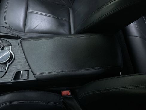 Used 2019 Alfa Romeo Giulia image 24