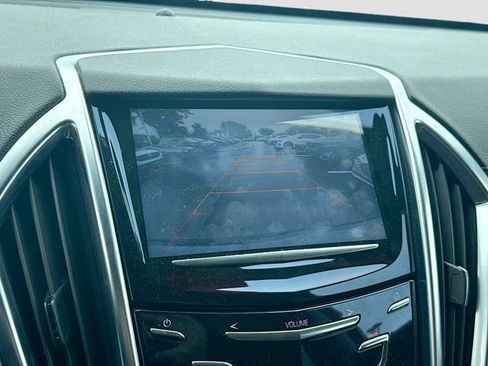 Used 2015 Cadillac SRX Luxury w/ Driver Awareness Package FWD image 20