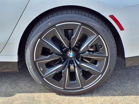 Used 2023 BMW 740i RWD image 30