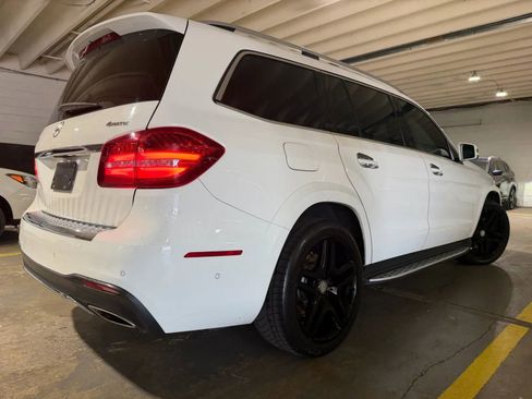 Used 2017 Mercedes-Benz GLS 550 4MATIC image 4